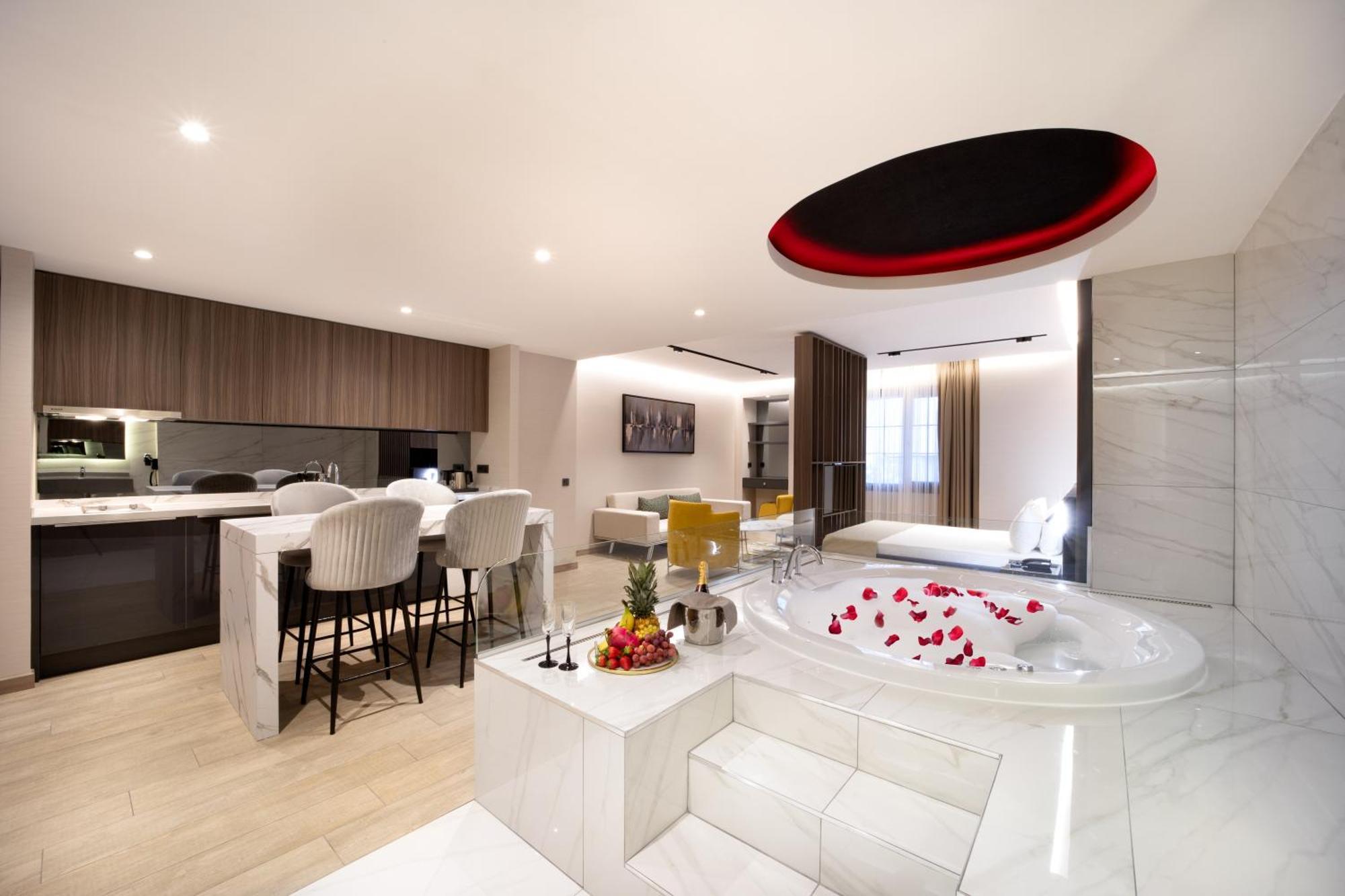 Nish Palace Besiktas Istanbul Bagian luar foto